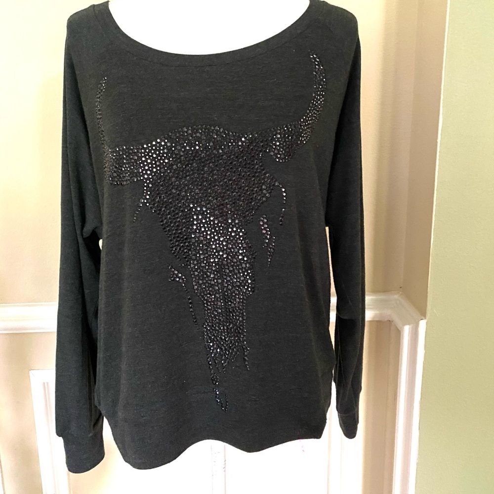HAUTE HIPPIE  Rhinestone Long Horn Grey Shirt